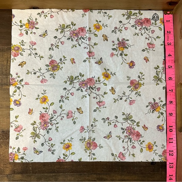 Spring Flower Paper Napkins - Picture 4 of 5